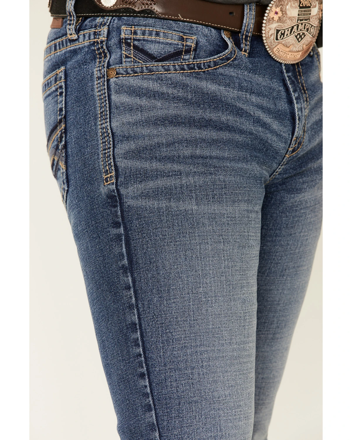 Cody James Men's Bronco Medium Wash Stackable Straight Stretch Jeans 5 Cody James Men's Bronco Medium Wash Stackable Straight Stretch Jeans - Image 5