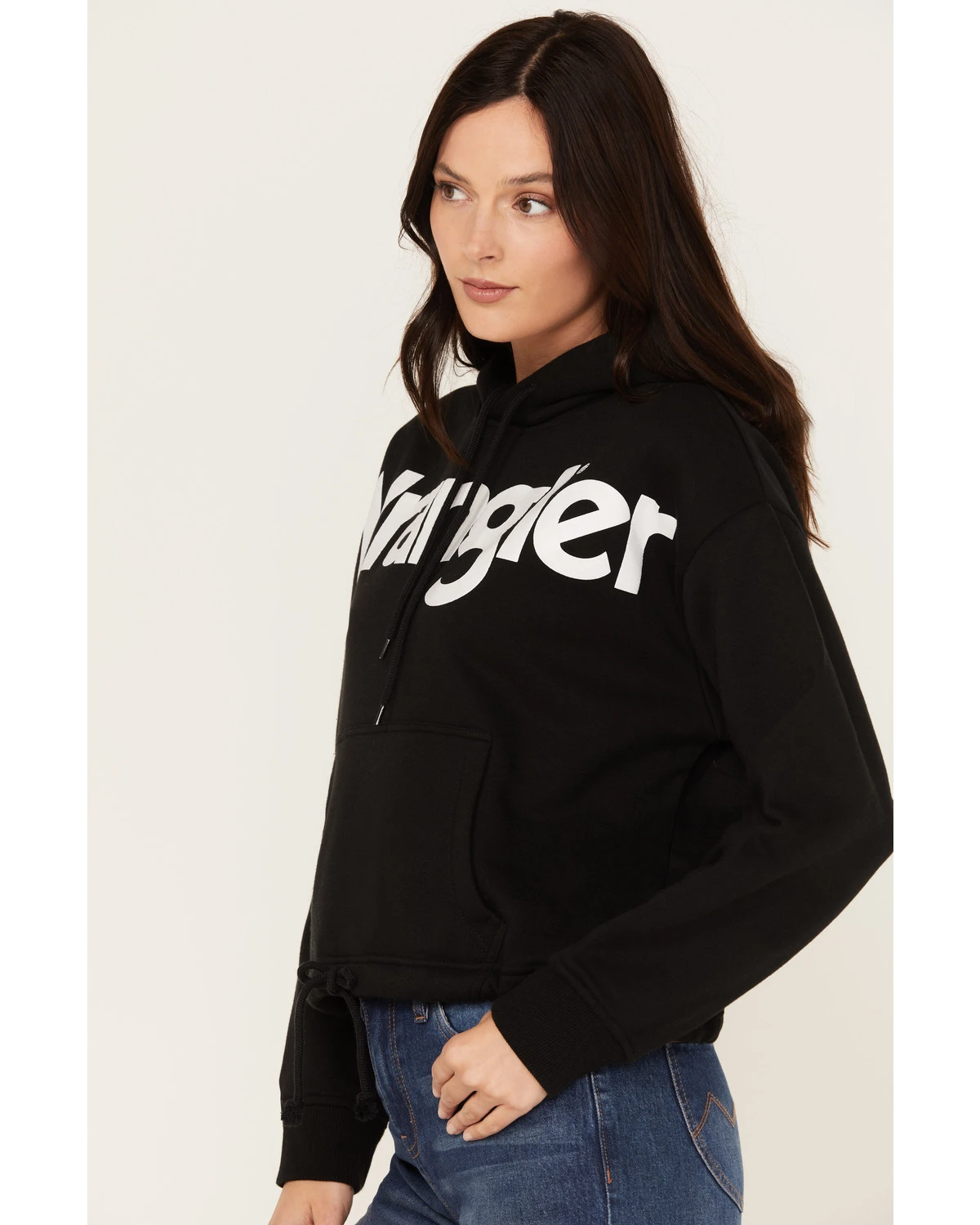 Wrangler Retro Women's Bold Logo Cropped Hoodie 2 Wrangler Retro Women's Bold Logo Cropped Hoodie - Image 2